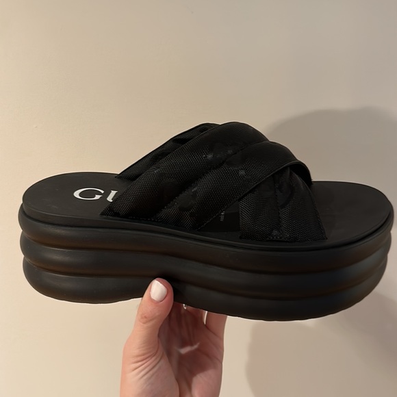 Gucci black platform 39 - Picture 2 of 4